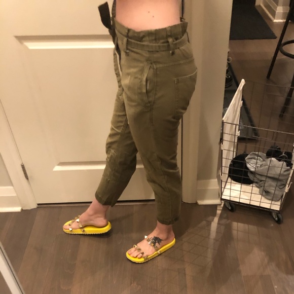 Cargo Capri pants with Tie - Picture 4 of 4